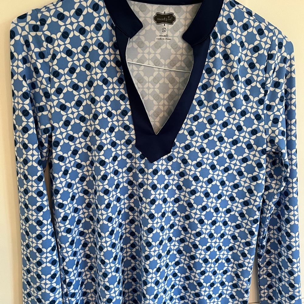 Mudpie brand summer top. Comfortable and lightweight.